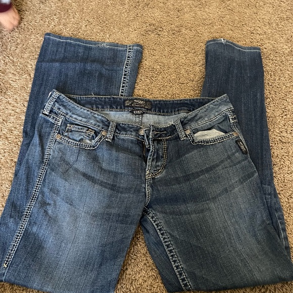 Silvers - Picture 3 of 4